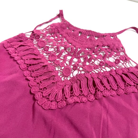 Rue21 Magenta Crop Top with Crochet Details (small) - Picture 4 of 6
